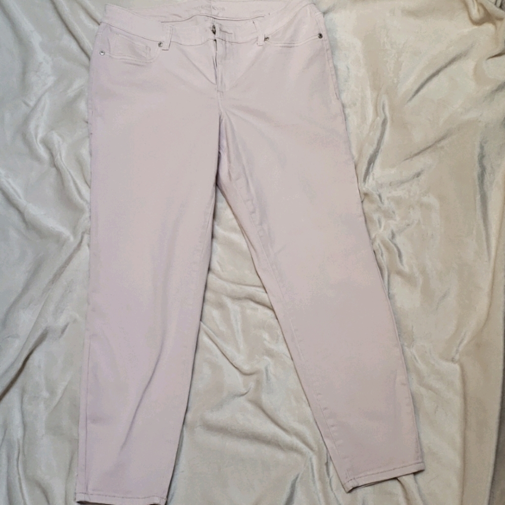 Maurices 16W SHORT Pink Jeggings